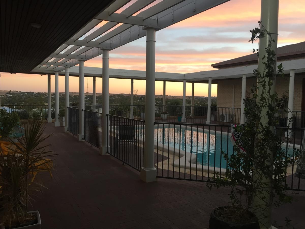 Fairway Manor Accommodation 노샘 외부 사진
